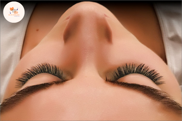 eyelash extension services